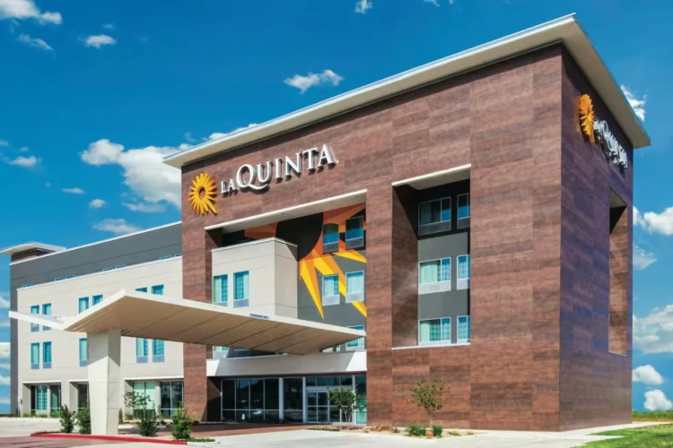 La Quinta Inn & Suites By Wyndham Tracy - トレーシー, CA