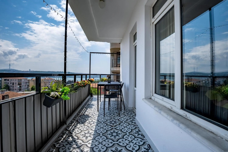 Spacious 2 Bedroom with Panoramic Bosphorus view