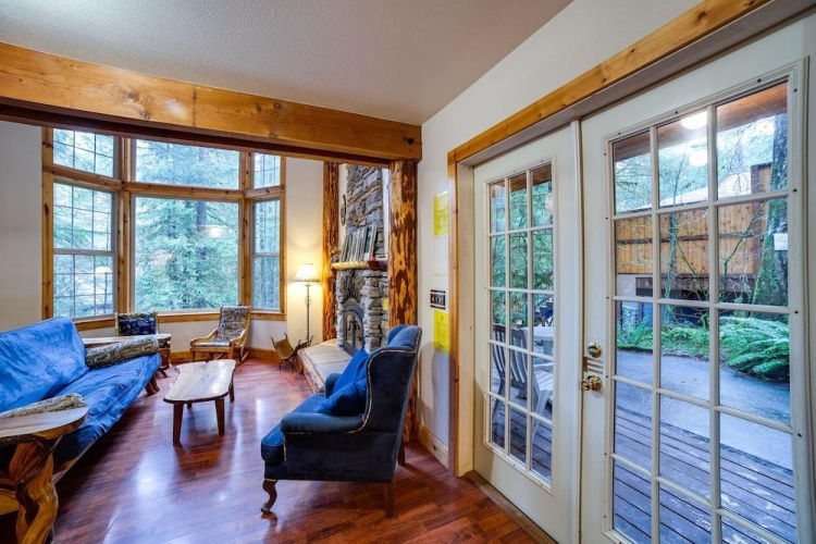 Glacier Holiday Chalet BL3042516886.