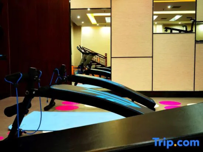 Yuanlong Hotel
