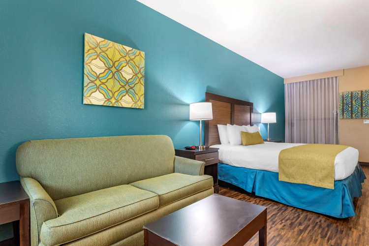 Best Western Plus Galveston Suites photo 8