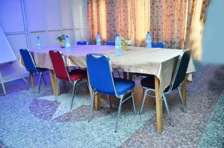 House 5 Restaurant