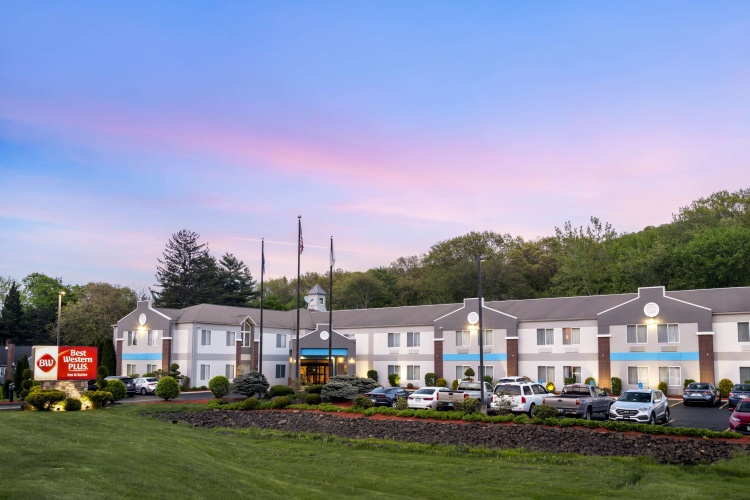 Best Western Plus New England Inn & Suites photo 23