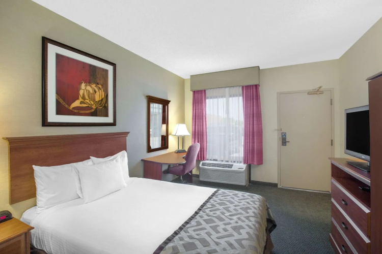 Studio 6 Suites Jacksonville, NC