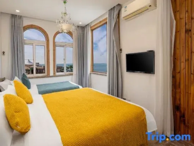 Luxury Twin Family room with sea view