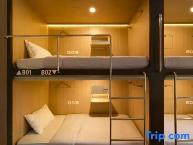 Bed in Dorm