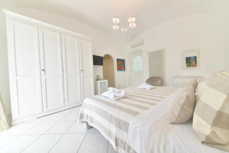 Queen Suite - Luxury Rooms