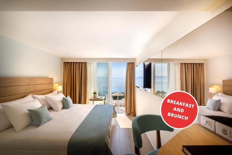 Standard Double room with balcony and with sea view