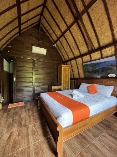 Holy hills bungalow