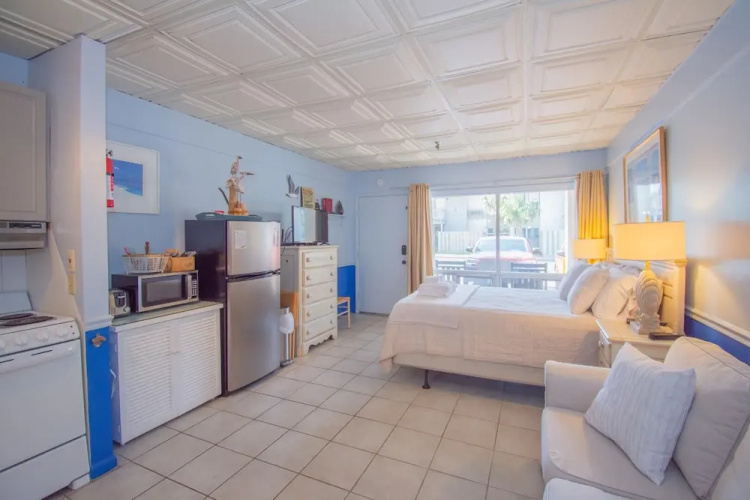 512 Sunsuites