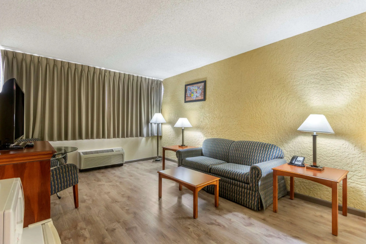Econo Lodge Broken Arrow - Tulsa