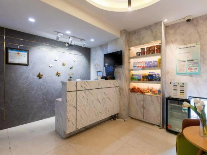 Jiangwen Hotel