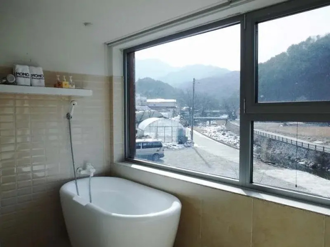 Muju Momo Pension