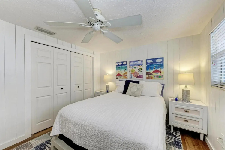 Blue Egret 306 - 61st St Unit A East