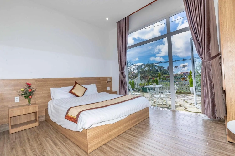 Standard Double room with mountain view