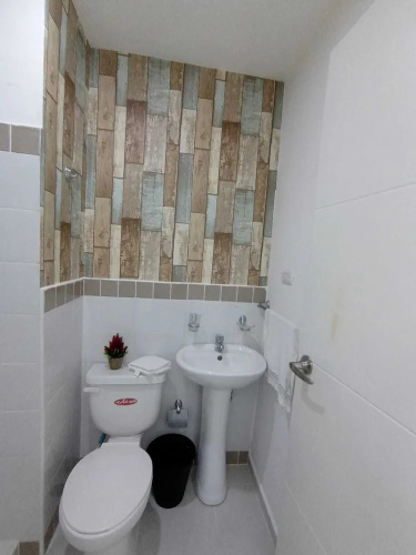 Luxurious Apartment 4to Level With Security Camera