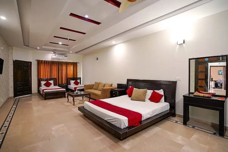 Standard Family room
