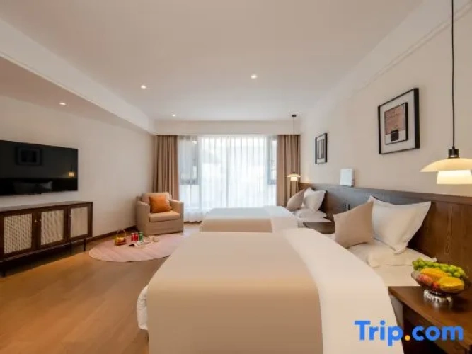 Deluxe Double Suite