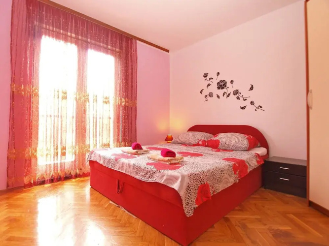 Apartment 1475