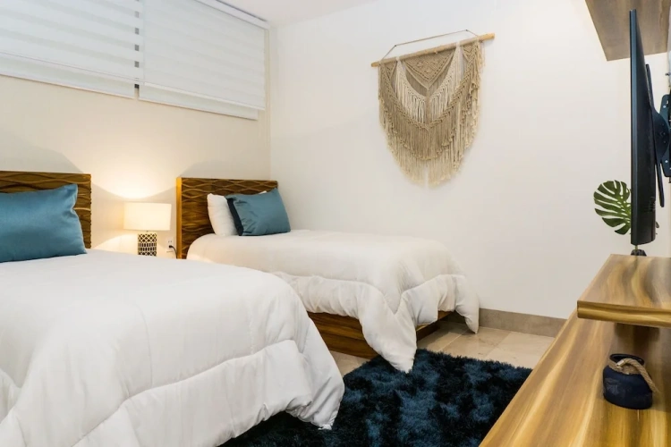 3 Bedrooms Grand Apartment with balcony