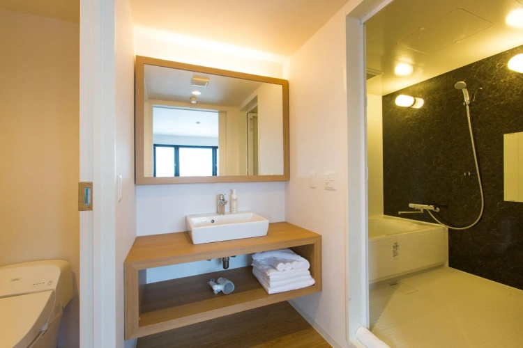Suite with mountain view