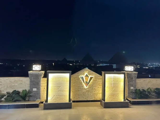 Rixosstower Pyramids View