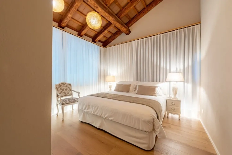 Luxury room