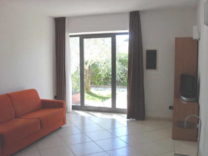 1 Bedroom Economy Apartment