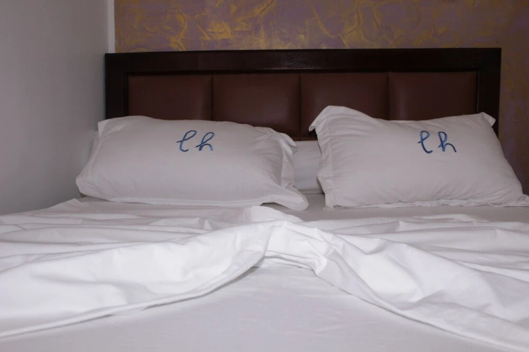 Elu Hotel Chambre Deluxe - Bonamoussadi