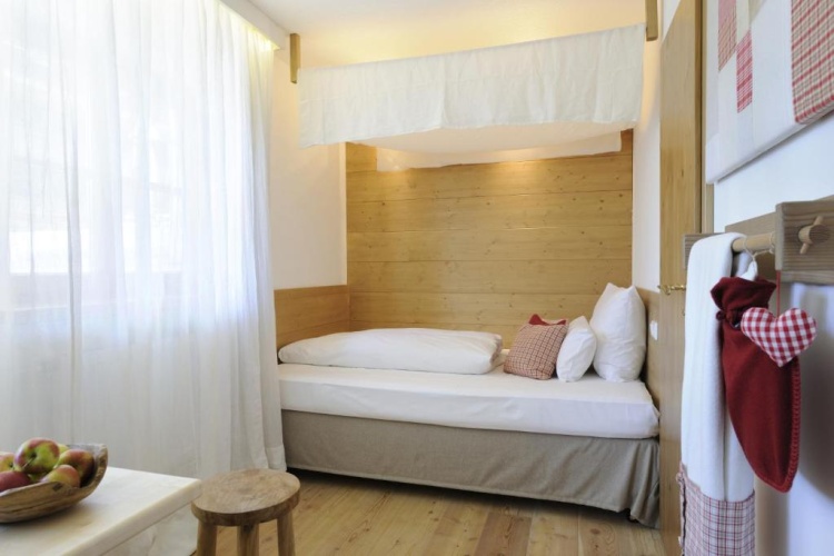 Standard Single room with view