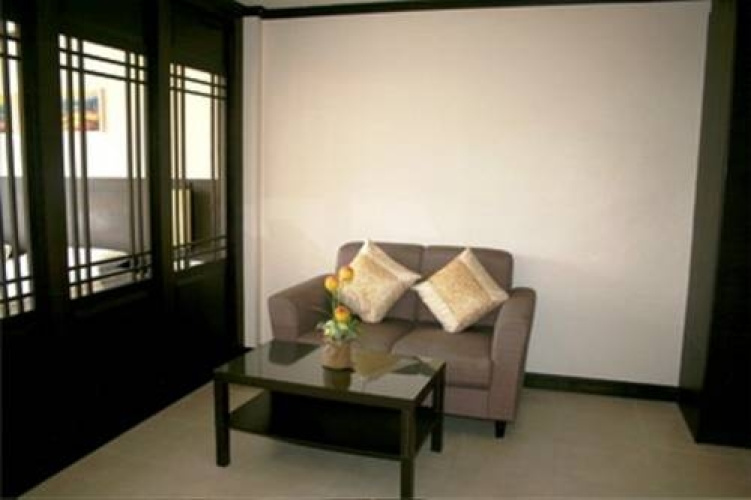 Baan Taweesup Apartment