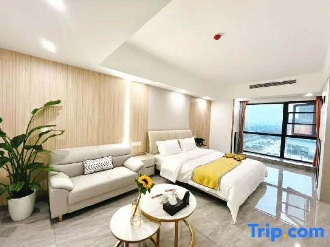 Standard Double room with view