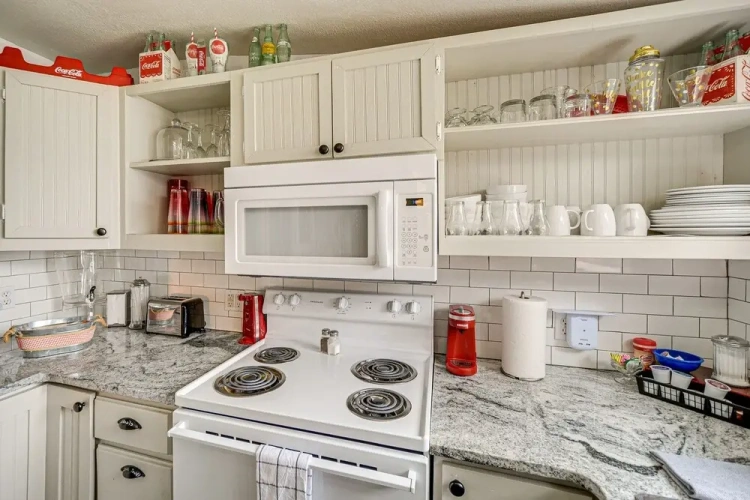 2 Bedrooms Cottage