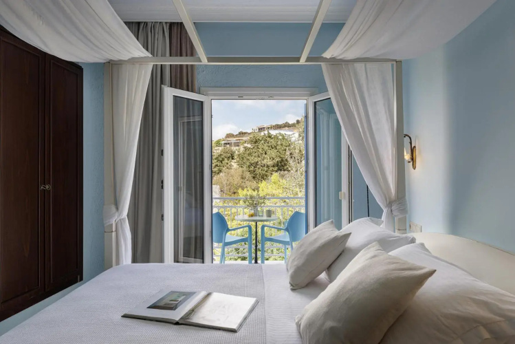 Aneroussa Beach Hotel Hotel