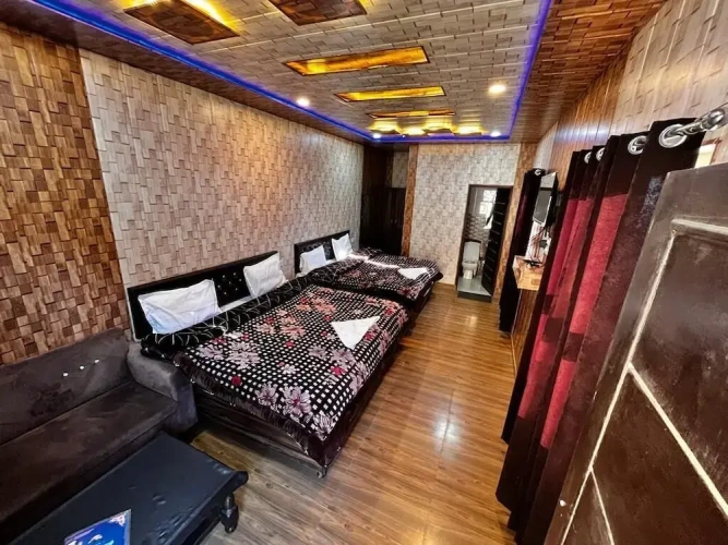Deluxe Quadruple room with balcony and with view