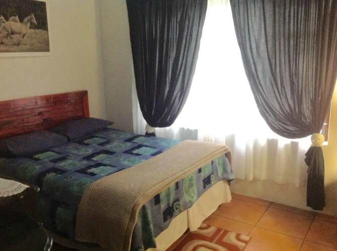 Far Horizon Lodge