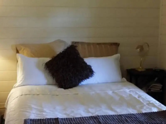 Cream Cottage
