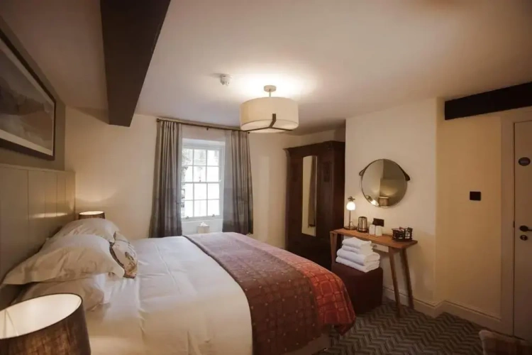 Deluxe Family Suite