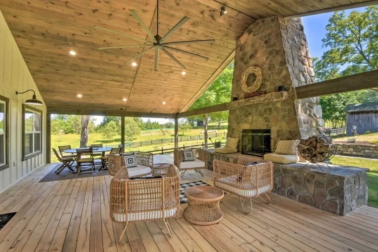 2 Bedrooms Cottage