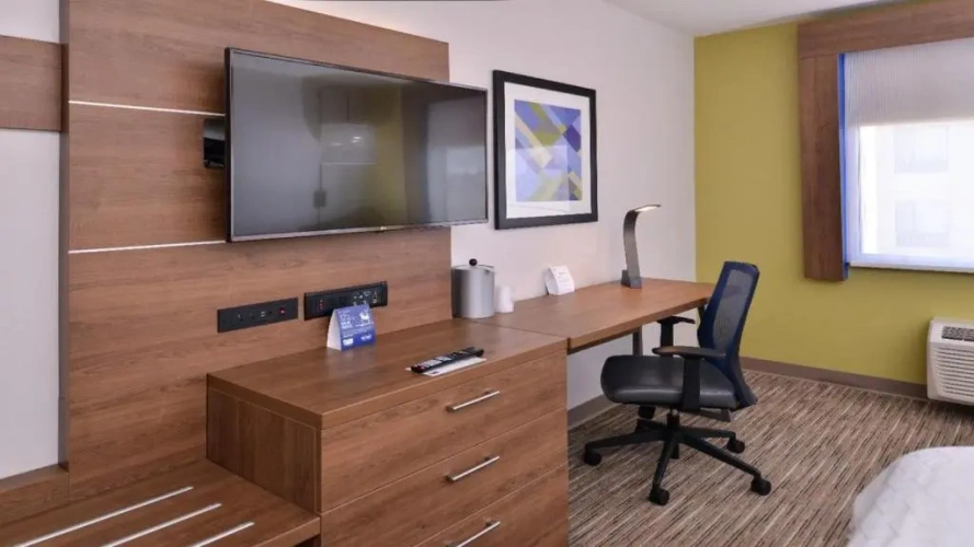 1 Bedroom Double Suite