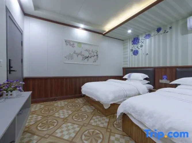 Economy Twin room