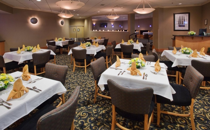 Crowne Plaza Virginia Beach Town Center photo 39