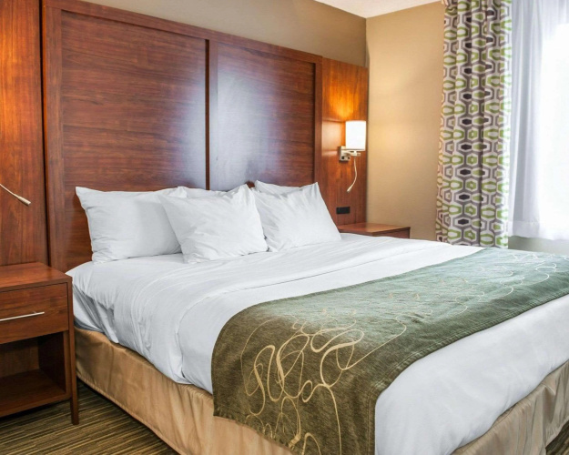 Comfort Suites Elkhart North