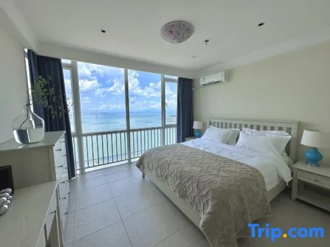3 Bedrooms Villa
