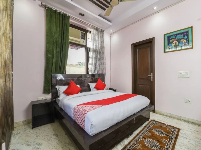 OYO 17017 Mu Stay Guest House