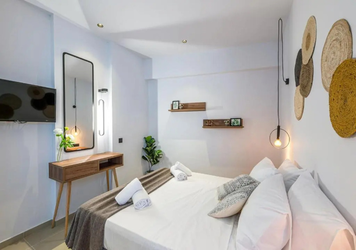 Noemie Apartments