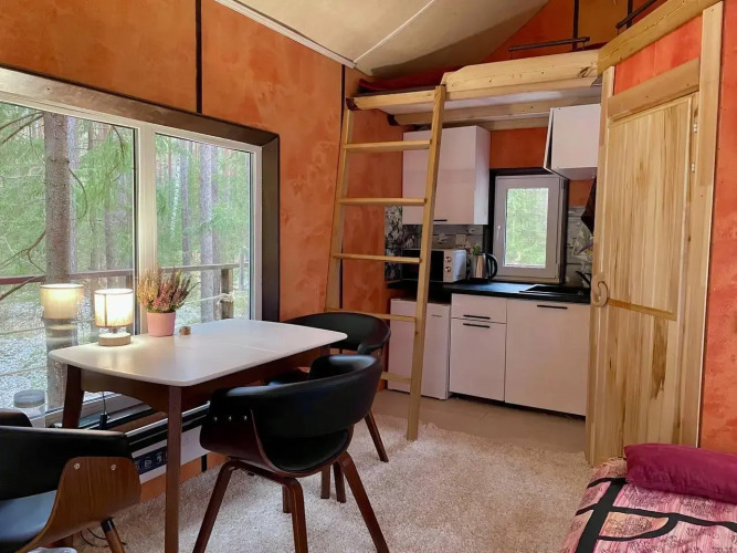 Фотография номера глэмпинга Изумрудный город