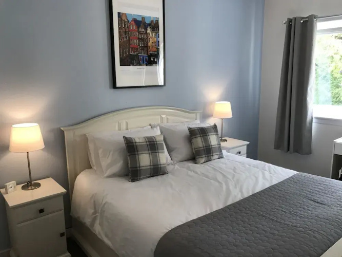 2 Chessels Court, Flat 3