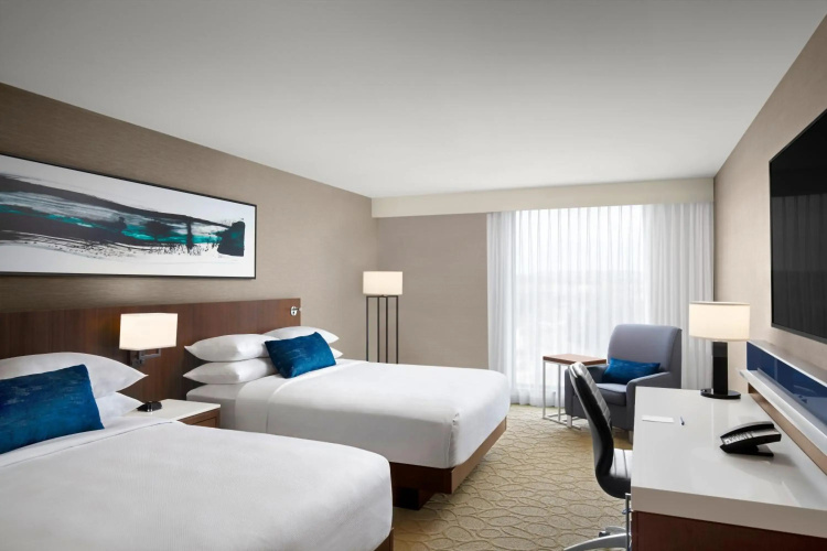 Delta Hotels by Marriott Thunder Bay