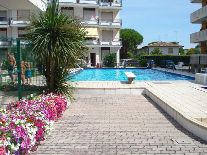 Superb Apartment With Swimming Pool